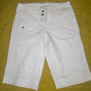 EUC MICHAEL Michael Kors White Bermuda Shorts